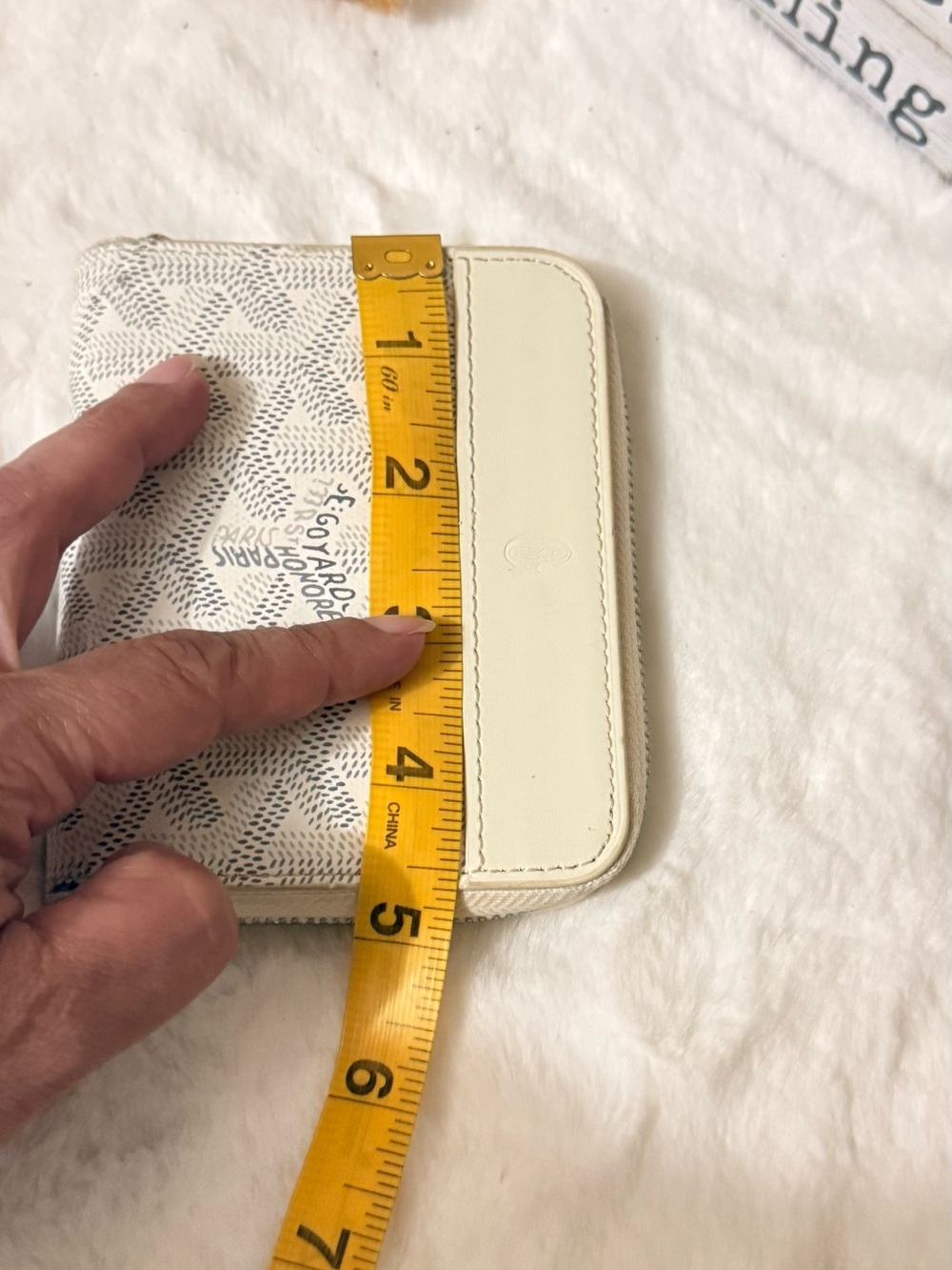 Goyard Cream and White Zip Around Wallet - Picture 5 of 7